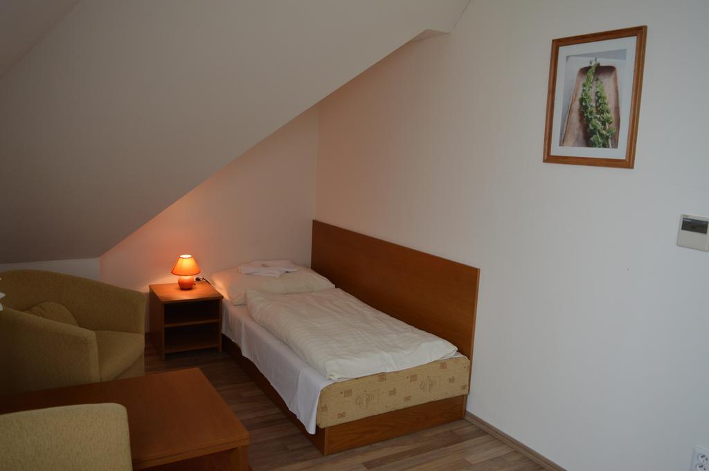 Garni Hotel SD Akademik Bratislava Dış mekan fotoğraf