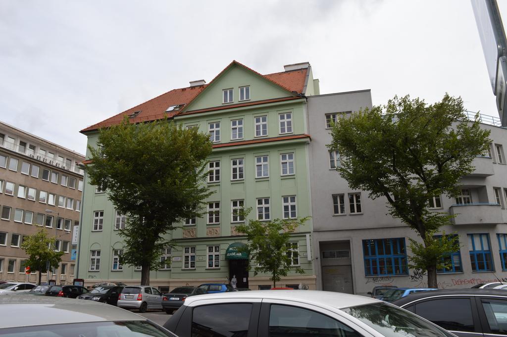 Garni Hotel SD Akademik Bratislava Dış mekan fotoğraf